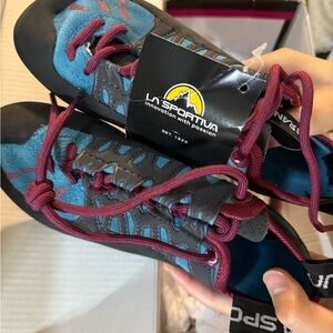 La Sportiva Climbing Shoes - Tarantulace